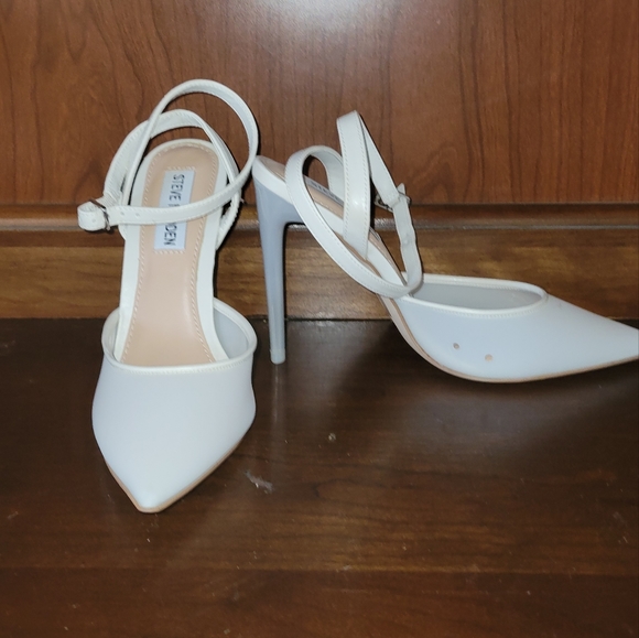 Womens Steve madden heel - Picture 3 of 5